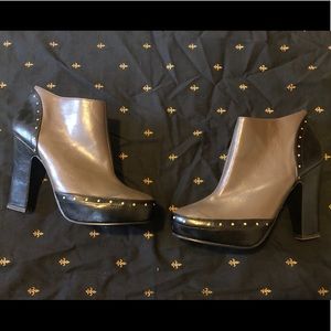 Gray and black booties very hot!